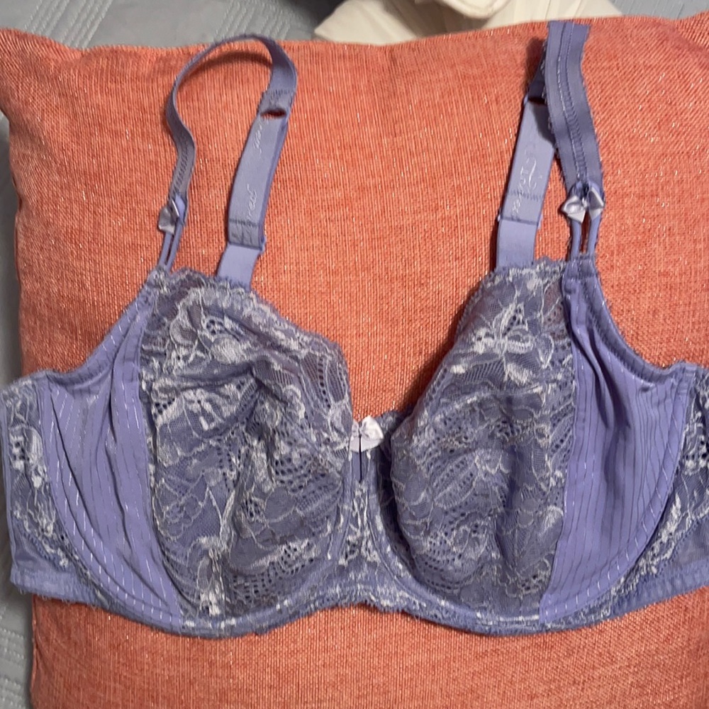 M & S Bra